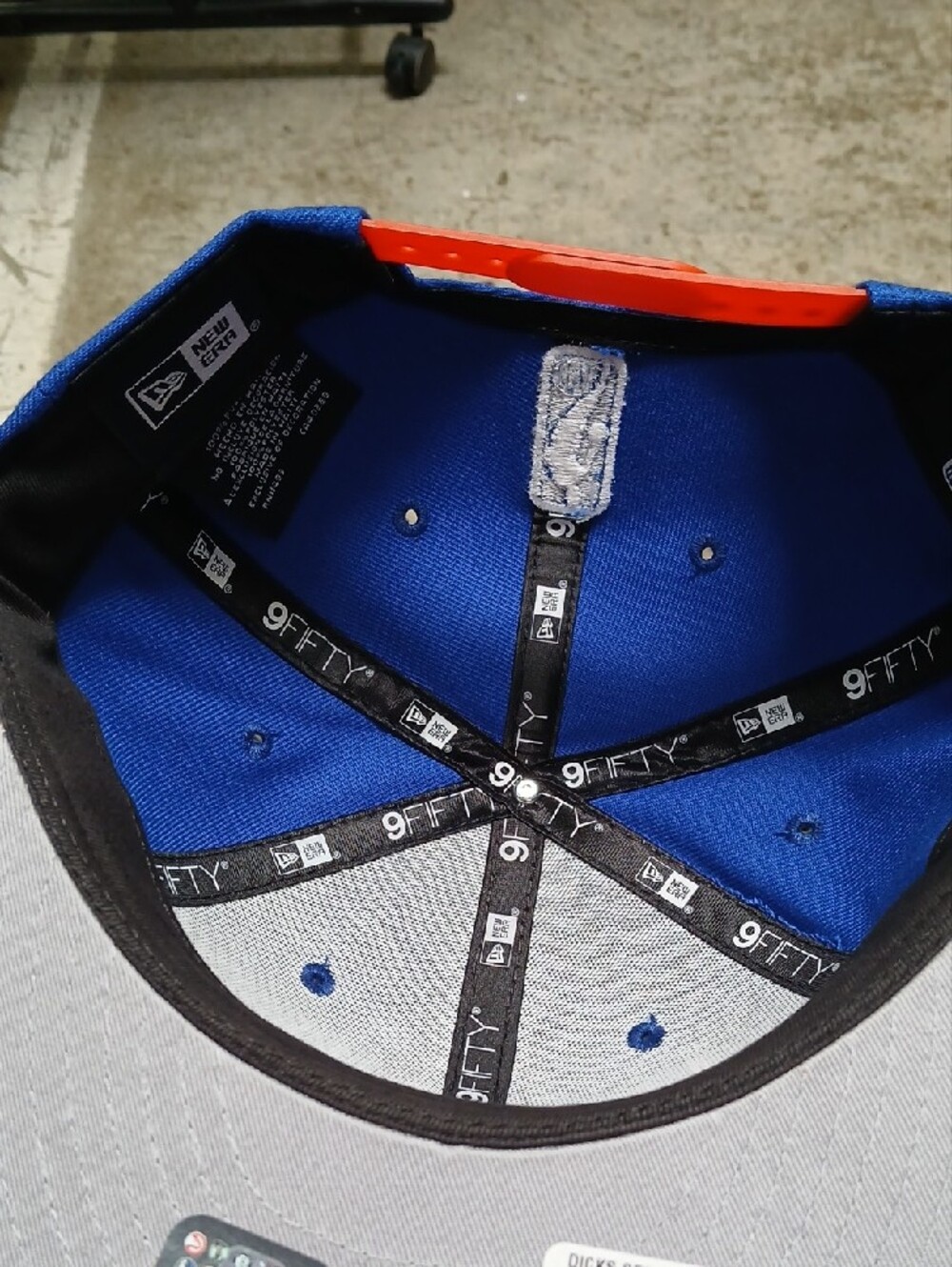 New Era Royal Blue & Orange Knicks Snapback Cap - Picture 5 of 7